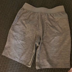 lululemon athletica Shorts - Men’s 9” lululemon shorts with liner lululemon athletica Shorts - Men’s 9” lululemon shorts with liner